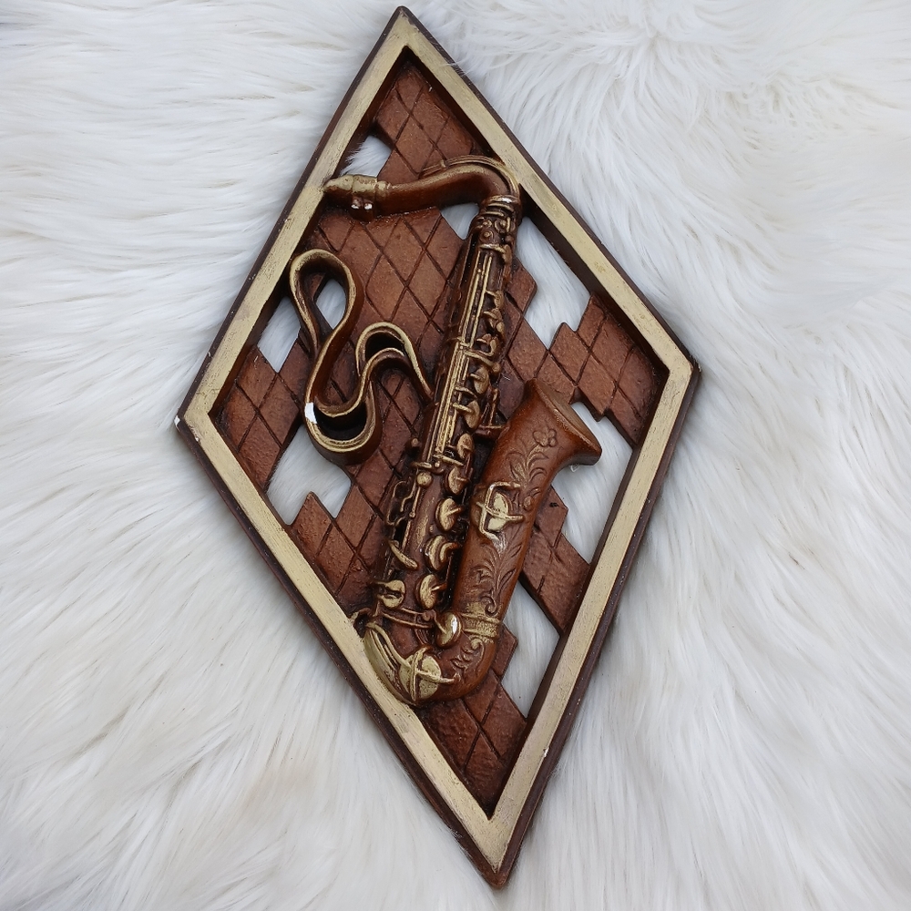 Saxophone Chalkware Wall Hanging Plaque Vintage Decor Music Instrument Sax retro
